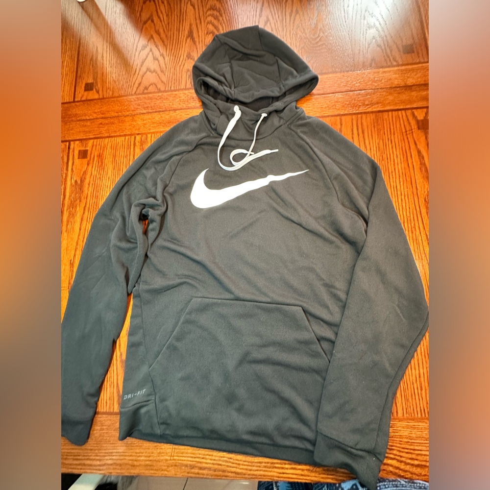Men’s Nike dri fit hoodie